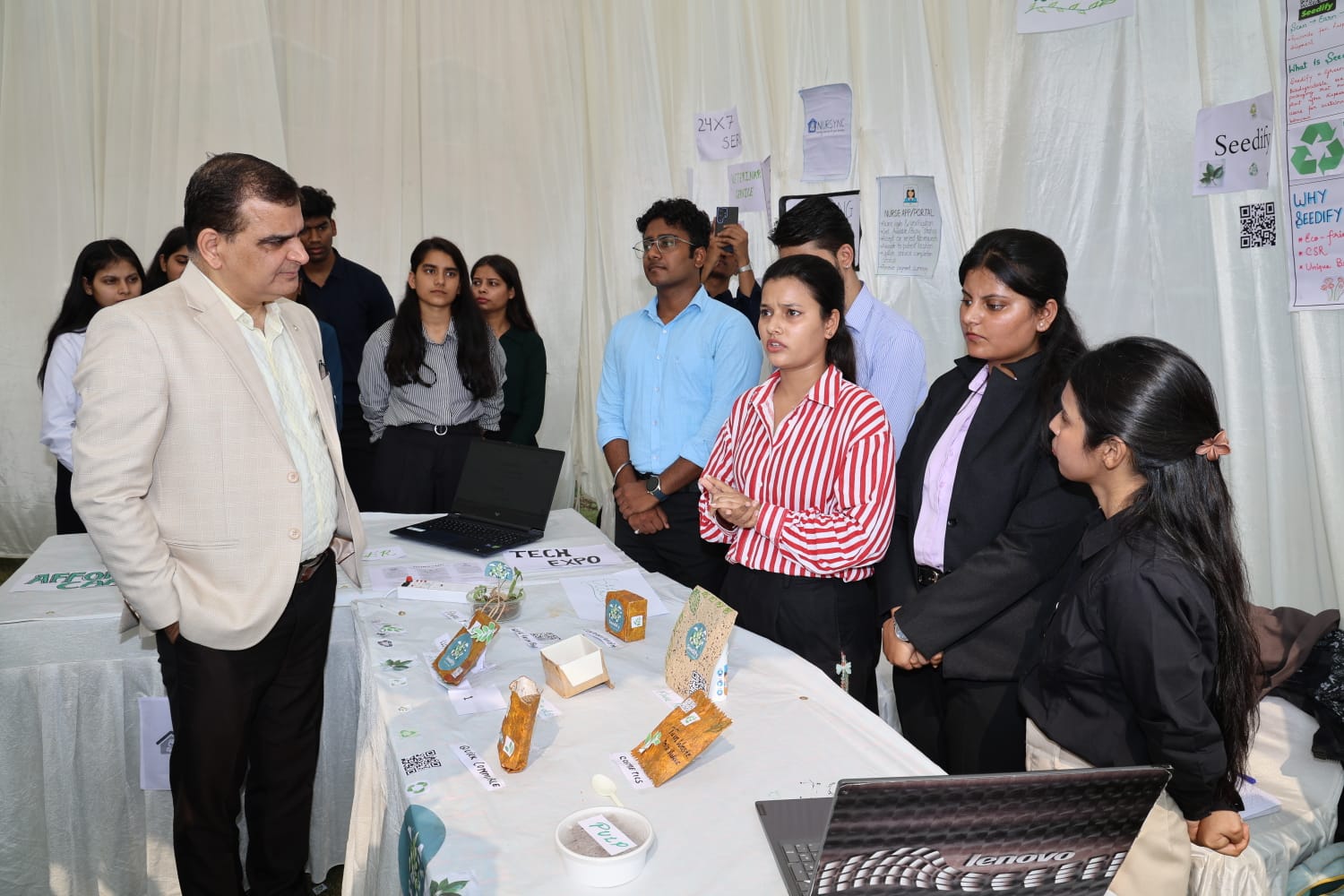 पीएसआईटी टेकएक्सपो में छात्रों ने दिखाई भविष्य की तकनीक