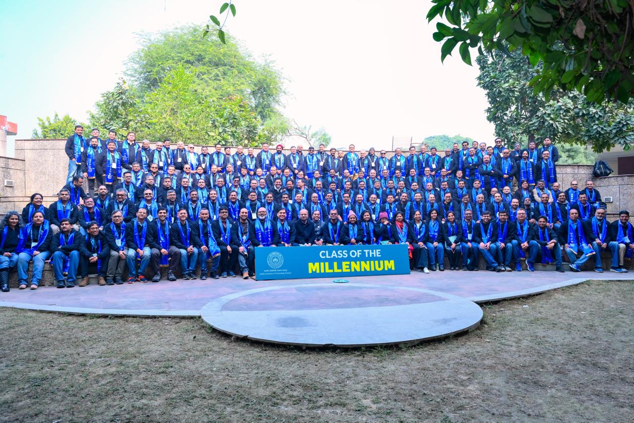 आईआईटी कानपुर के बैच 2000 ने रचा इतिहास ; सिल्वर जुबली पर अल्मा मेटर को ₹100 करोड़ किया दान